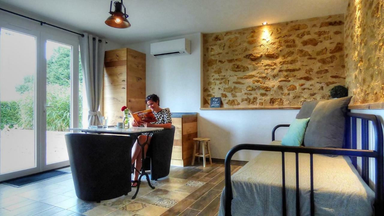 Le Moulin De Follet Bed & Breakfast Fougere  Exterior photo